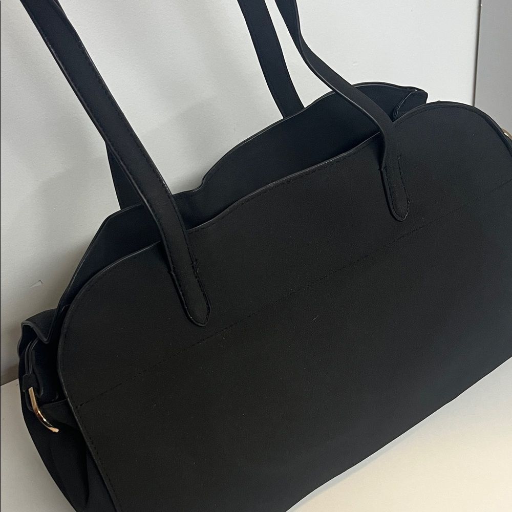 A New Day - Solid Soft Satchel Handbag - A New Day Black Black
NWT #chic - Picture 6 of 7